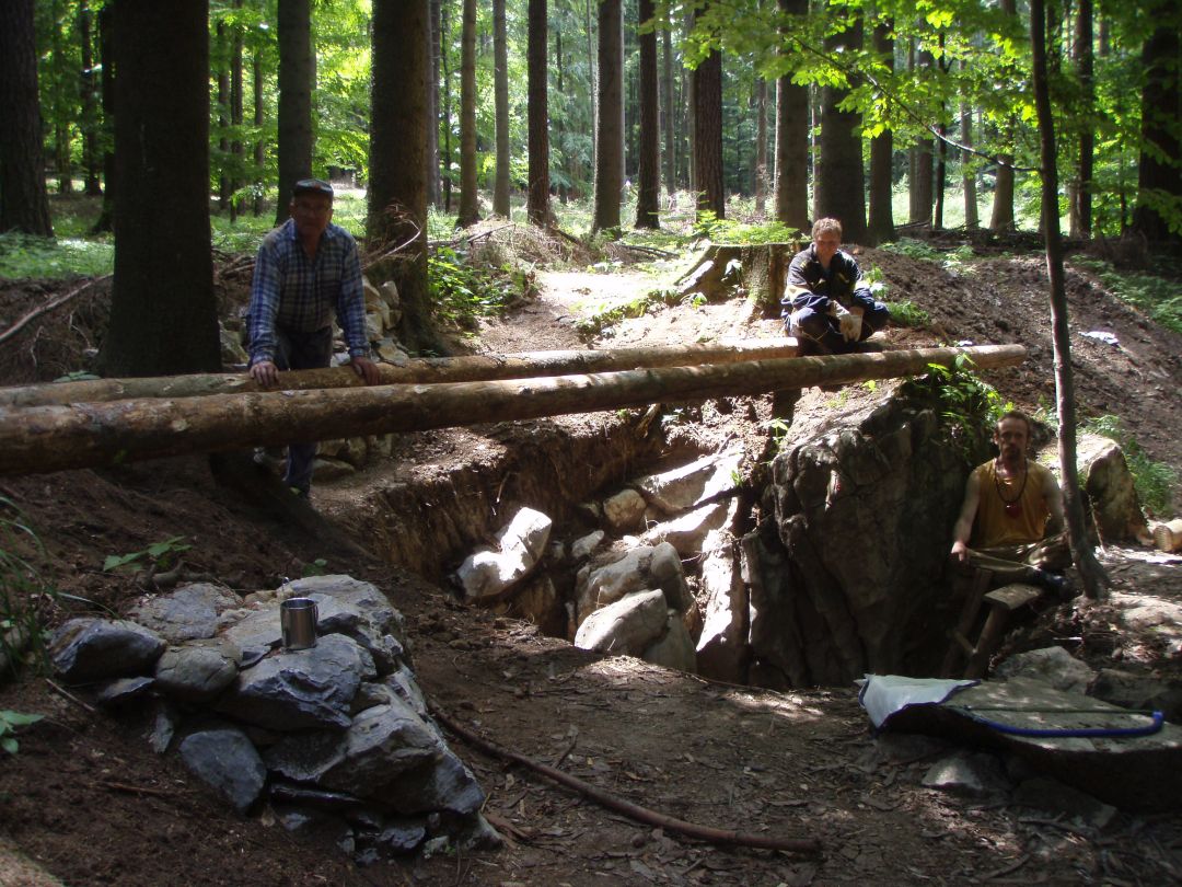 Arnošt Hloušek, Milan Hnízdo a Gyaneshwarpuri na Děravce 2008.