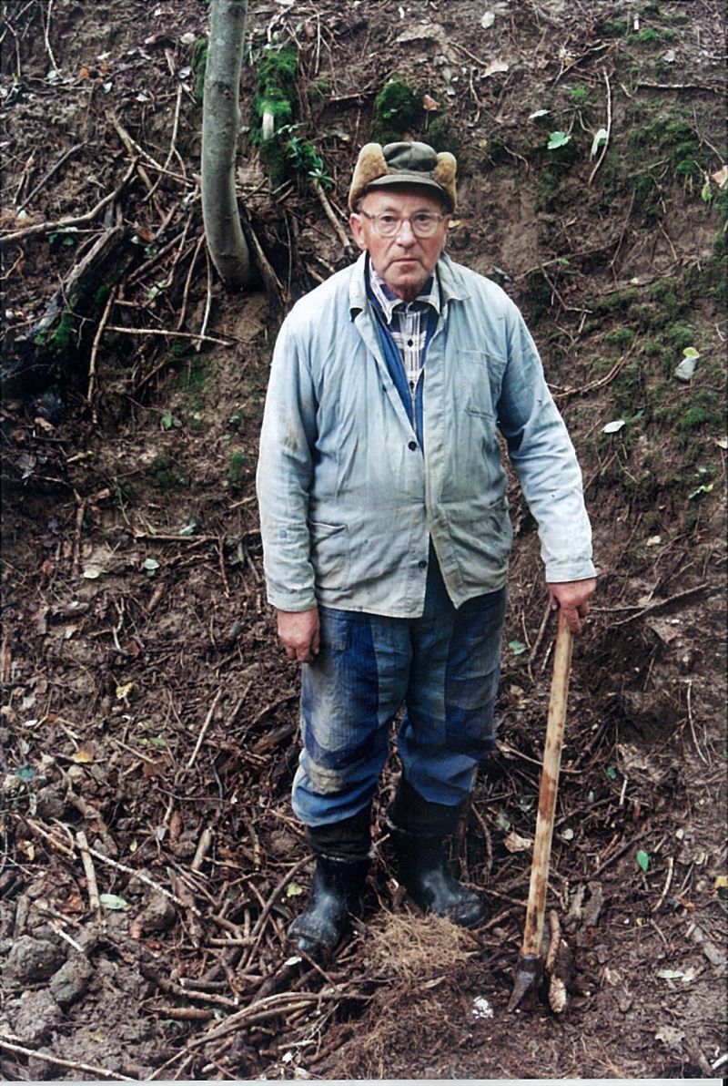 Arnošt Hloušek, zahájení výzkumu Závrtu u Habrůveckých smrků (2005).